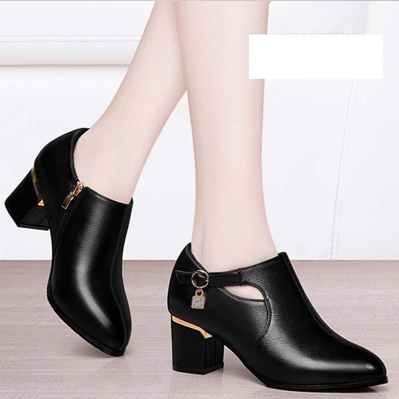 Boots cổ thấp gót viền - gót cao 5p
