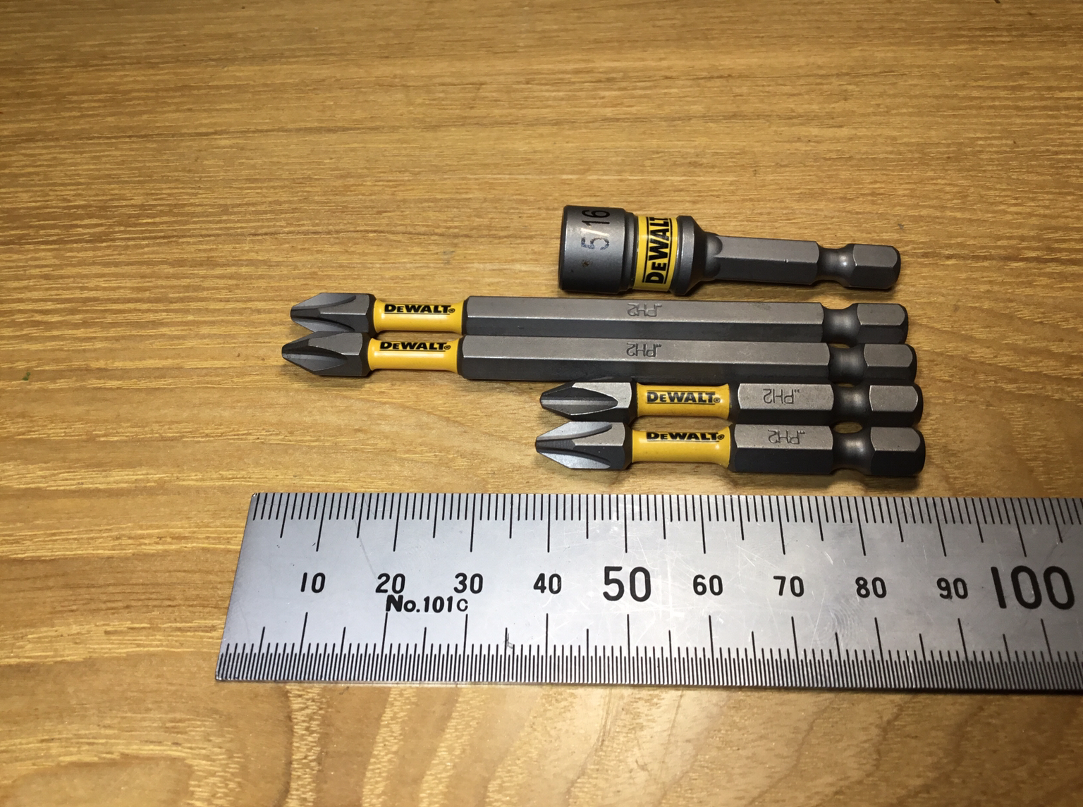 [HCM]Bộ 5 Mũi Vít DeWalt Chính Hãng Có Từ