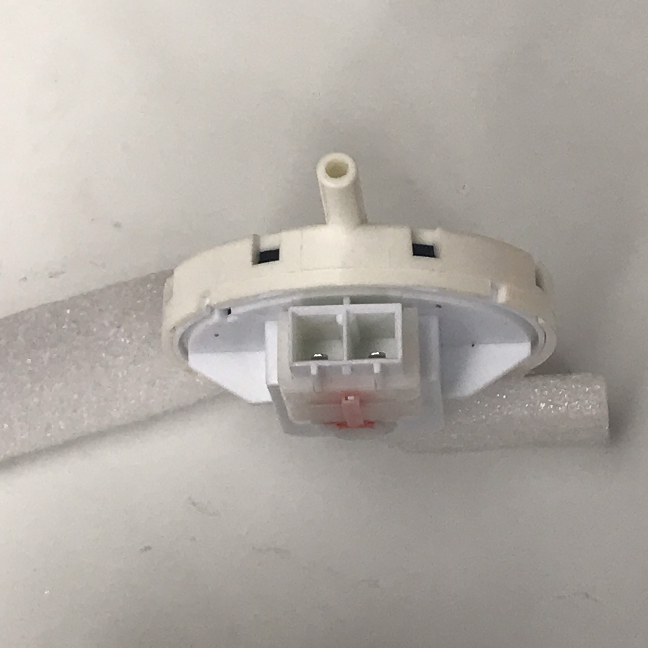 Van áp lực hay cảm biến mực nước Máy giặt TOSHIBA 84b cửa trên loại tốt