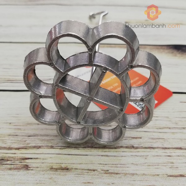 Bộ 4 khuôn làm bánh nhúng (Trái Tim Ngôi Sao Hoa Mai. Hình Chữ Nhật)