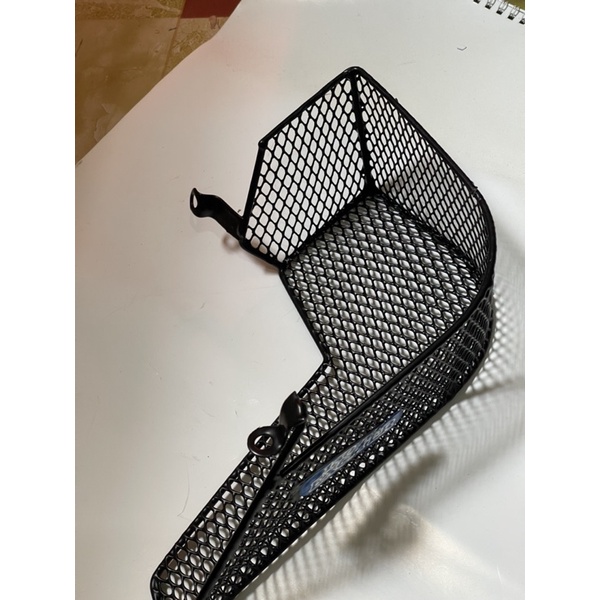 Rổ hông đựng đồ của ex 150
