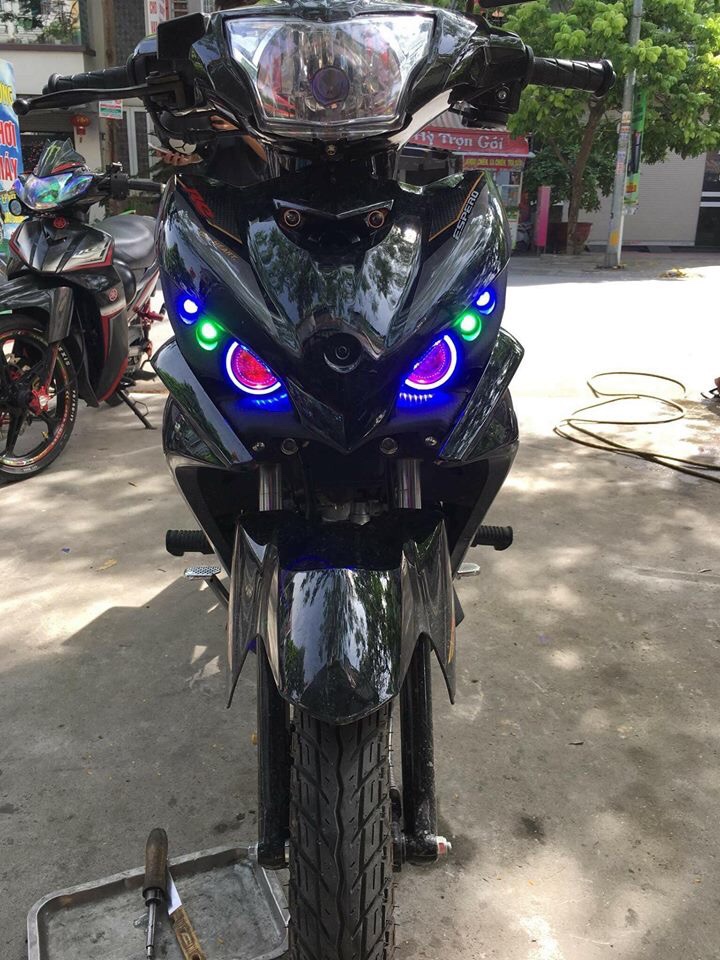 MẮT CÚ EX135 EX150