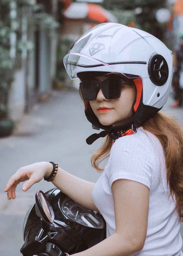 MŨ BẢO HIỂM YOHE 851 - MÀU TRẮNG