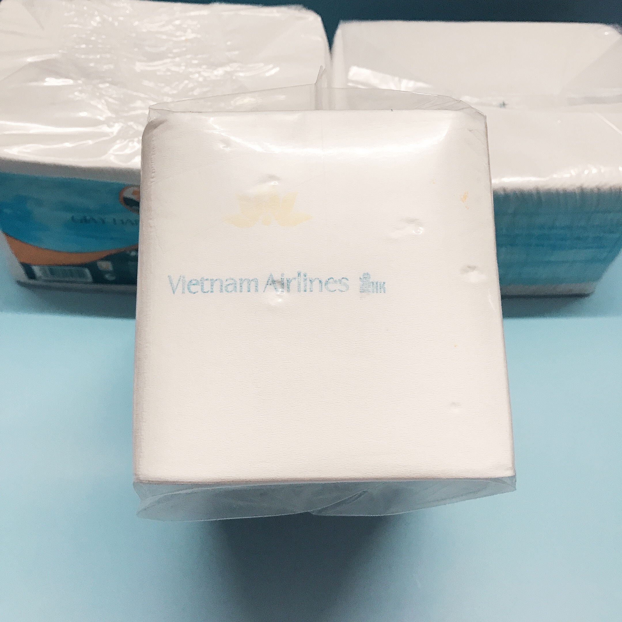 Khăn giấy ăn hàng không napkin siêu dai,mềm,mịn
