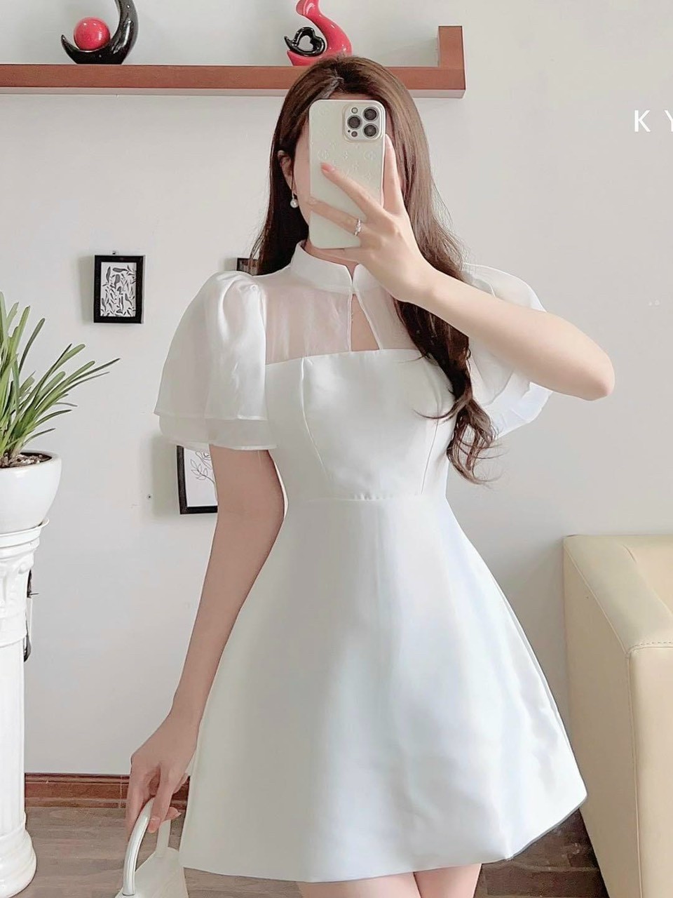 Đầm cổ tàu phối bèo voan