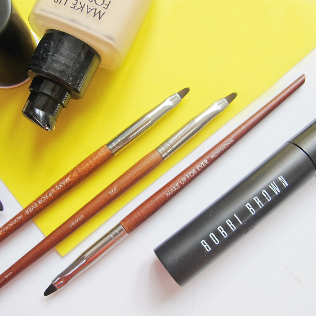 [HCM]Cọ Vẽ Viền Môi - Liner Makeup Forever 202