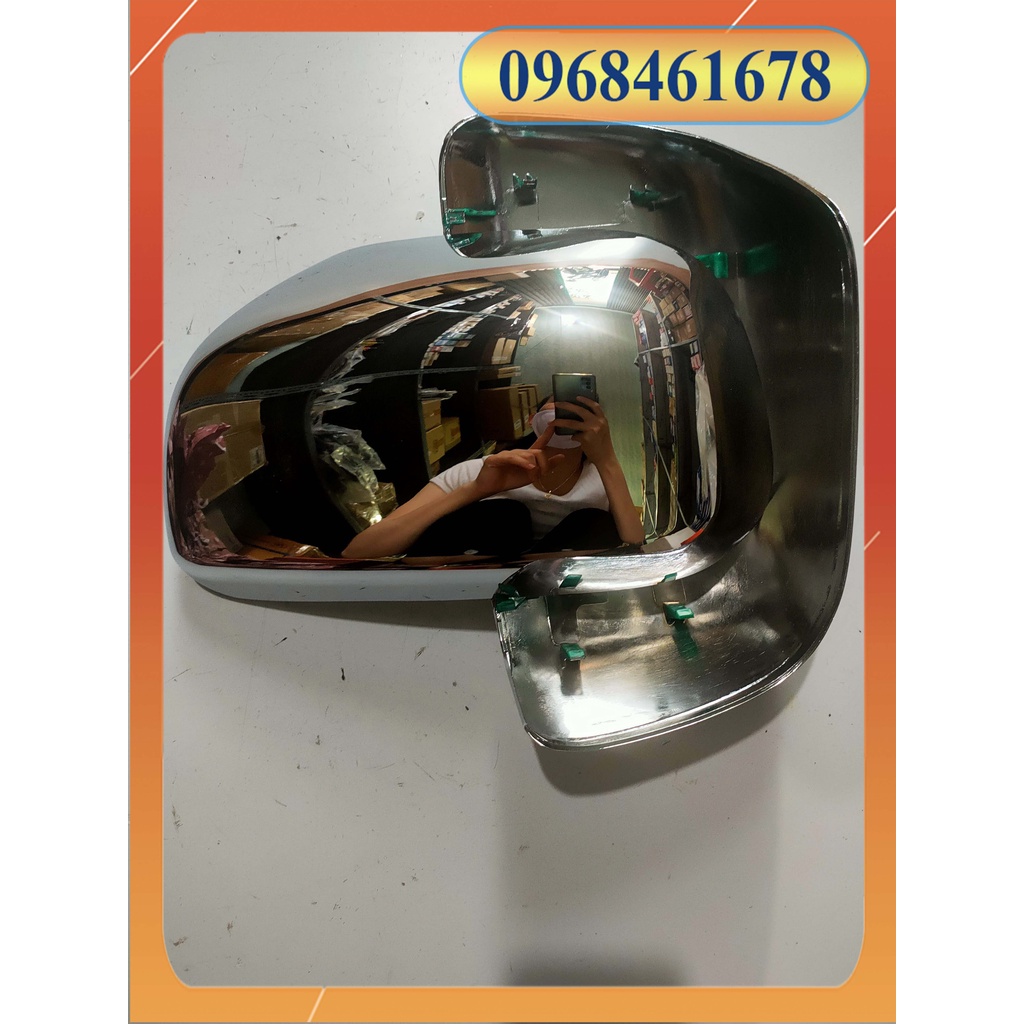 Ốp gương innova có mạ đời 2006-2012 ( gáo gương)