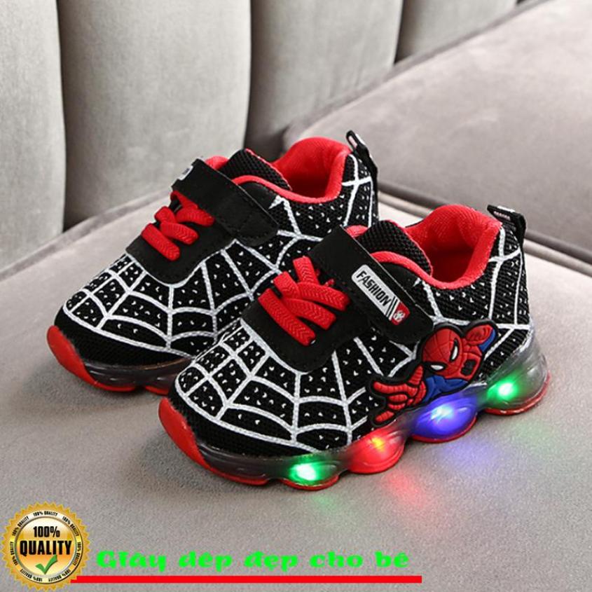 Giày siêu nhân nhệ Spider Man cực đẹp cho bé trai trẻ em trai có đèn nhấp nháy giá rẻ