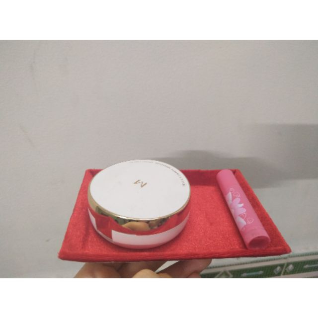 Khay nhung trũng đựng mỹ phẩm trang sức