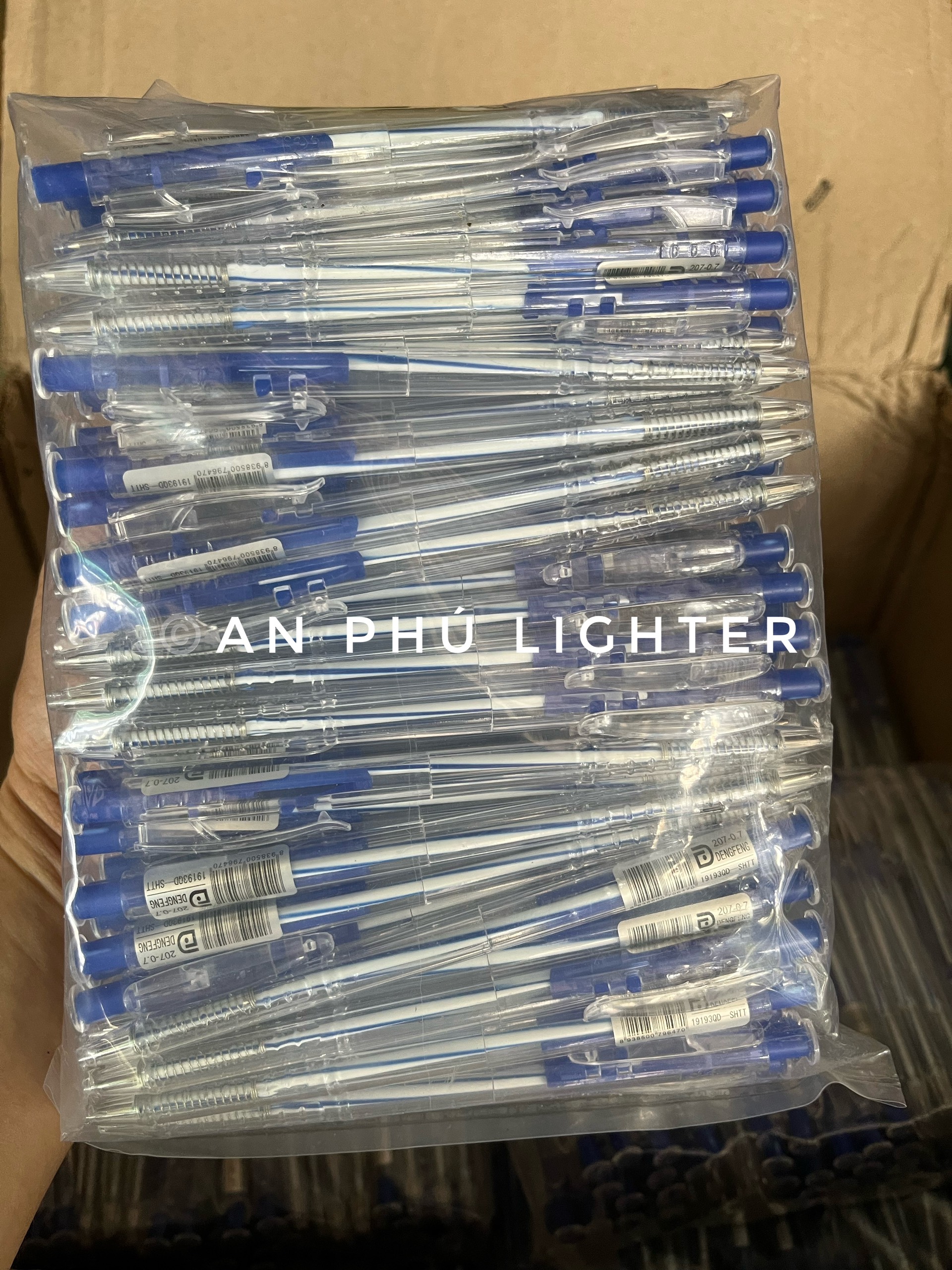 [ CHÍNH HÃNG ] Bút Bi Xá Rẻ DENGFENG 207 -  đầu bi 0.7 ( Bịch 100 cây )