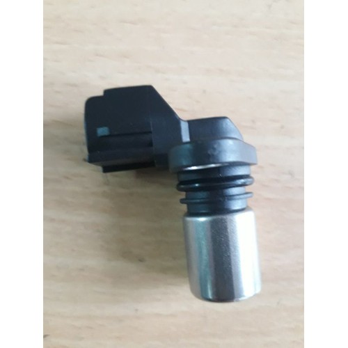 Cảm biến trục cam Innova