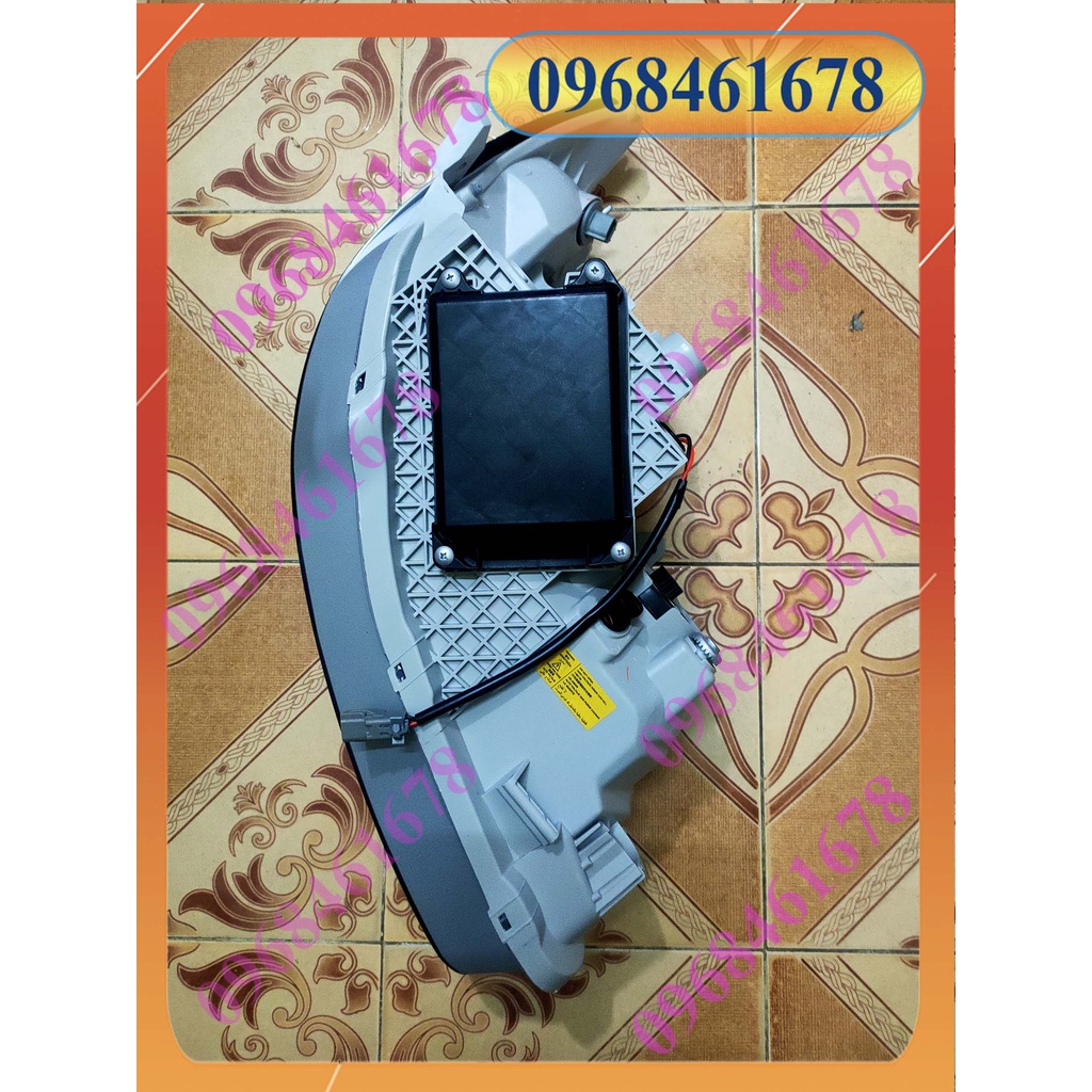 Đèn pha Camry 05-06 (Có bi)