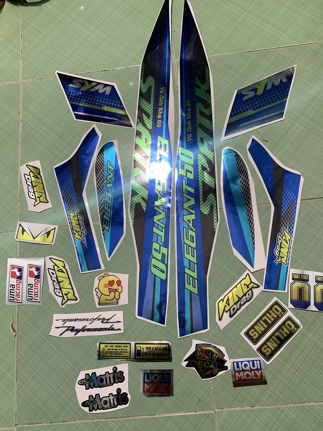 Tem elegant xanh spark crom
