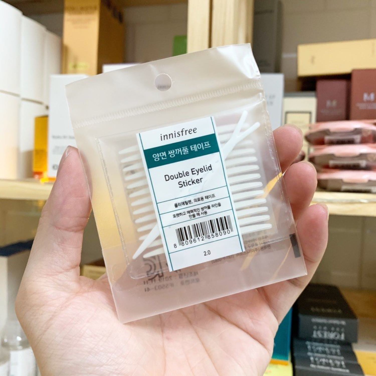 Miếng dán kích mí Double Eyelid Tape Innisfree