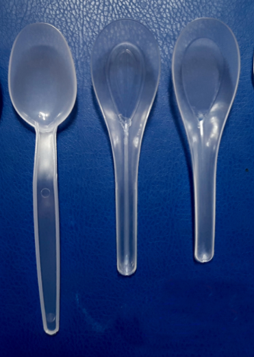 Thìa nhựa, không màu | Disposable plastic spoon (100pcs/package)