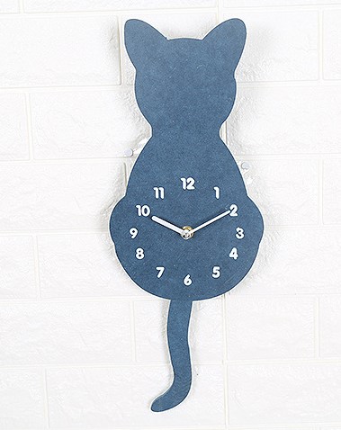 Đồng hồ treo tường trang trí dễ thương chú mèo UMASO