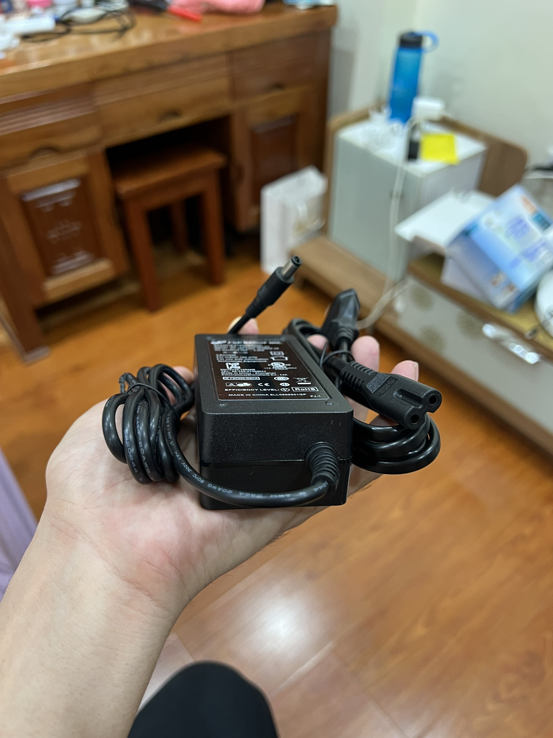 Nguồn adaptor 19v 3.42a fsp loại tốt