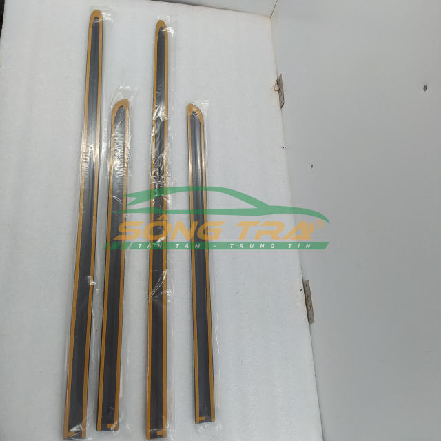 NẸP SƯỜN CỬA VIOS 2003-2005 CÓ CHỈ MẠ (GIÁ 1 CÁI, SHOP SẼ GỌI ĐỂ CHỐT VỊ TRÍ CÁNH)