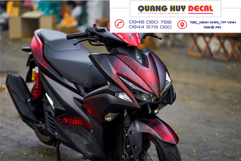 Tem trùm NVX đen đỏ hoa văn - Độ dán team trùm decal xe máy NVX đen đỏ hoa văn - Team trùm decal xe máy NVX rẻ đẹp và chất