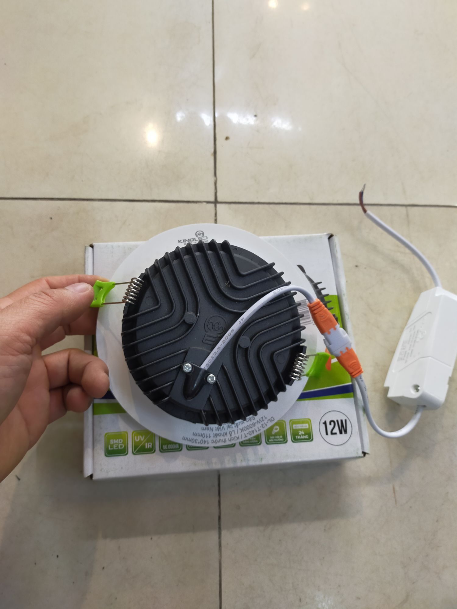 Âm trần kingled đổi màu d110-12w