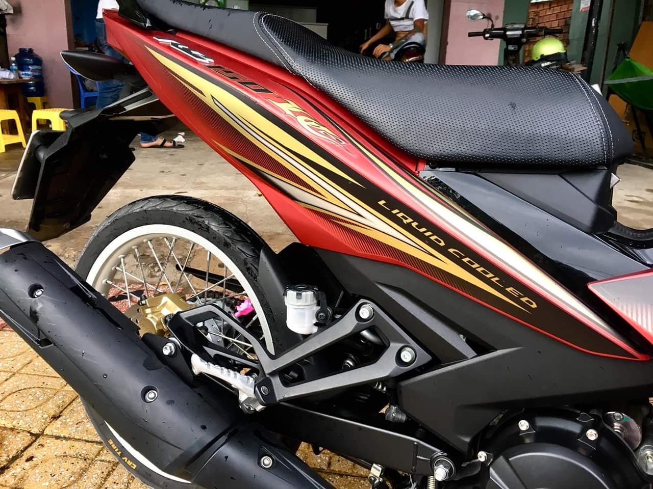 Tem rời Ex 150 Lc dán xe đỏ nhám