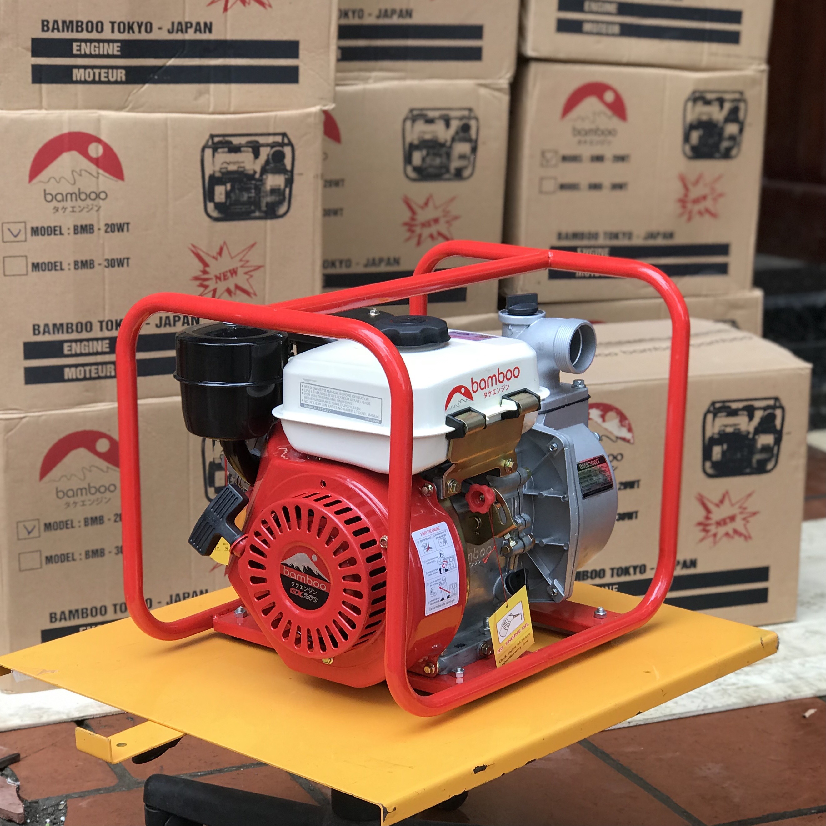 Máy Bơm Nước Chạy Dầu 6.5Hp Bamboo XB20WT
