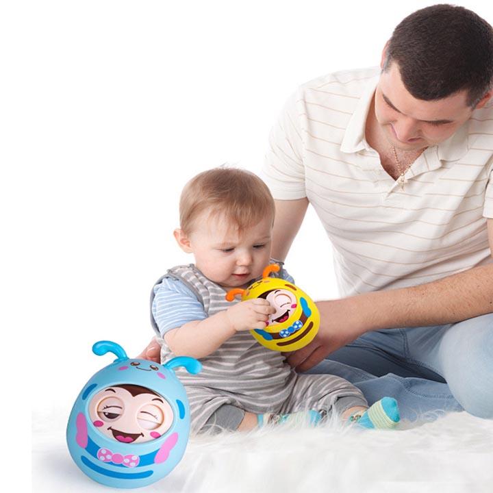 Đồ Chơi Lật Đật Phát Âm Thanh, Mắt 4D Nhắm Mở (Xanh)