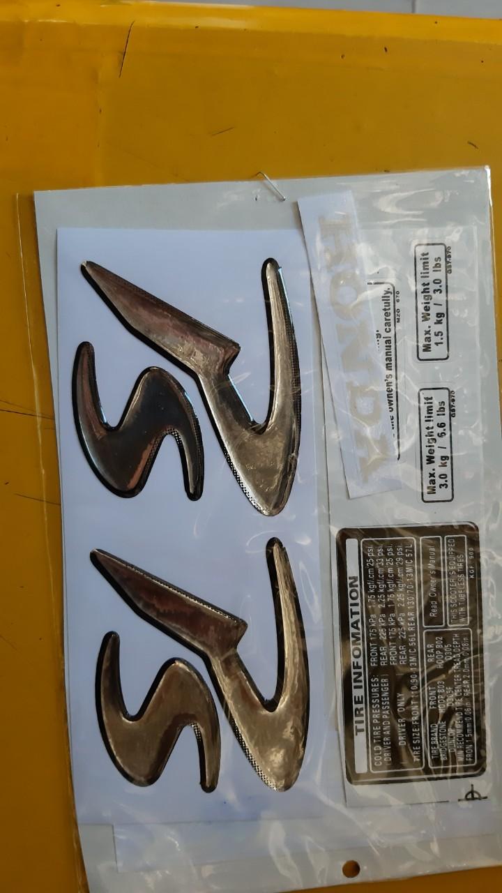 Bộ tem decal chữ nổi xe ps