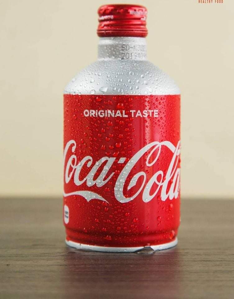 Chai Coca Nhật Nhôm Lùn Nắp Vặn 300ml