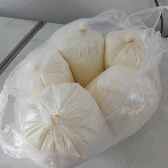 " set 5 kg sữa bò tươi nguyên chất vắt từ trại bò sữa"