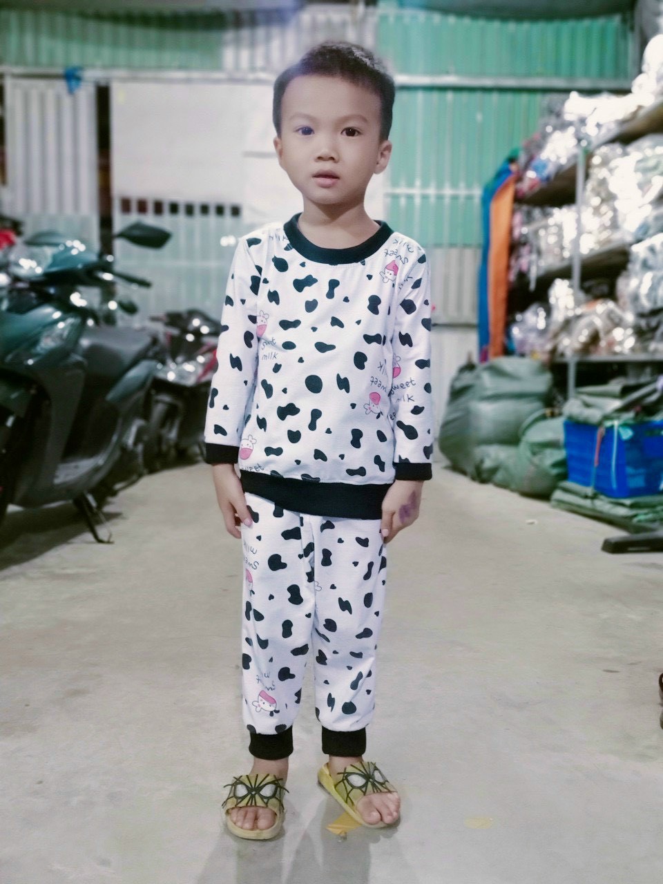 đồ bộ em bé chất thun cotton bò sữa tp096