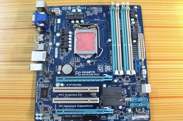 Main B75 Gigabyte 4 khe ram socket 1155 zin đẹp gần như mới