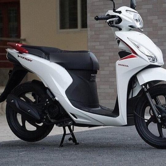 THẢM LÓT CHÂN DOREMON, MÈO KITTY CHO XE VISION 2014 - 2020