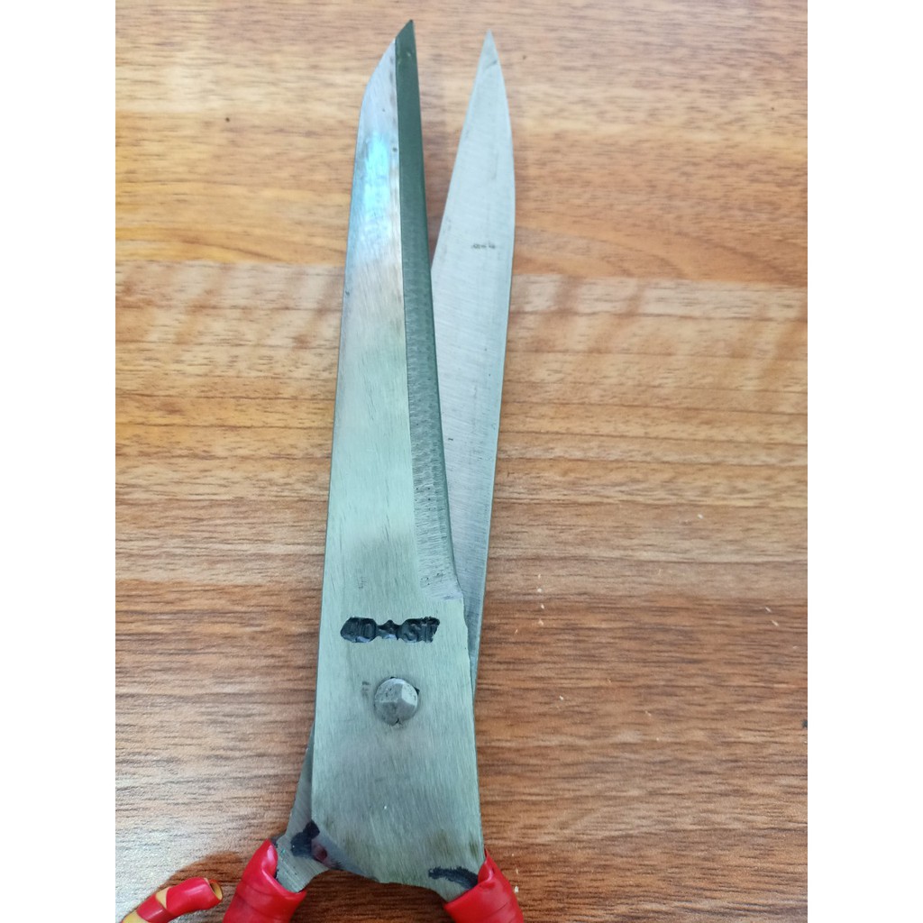 Hand-Stretched Fabric Cutting Scissors
