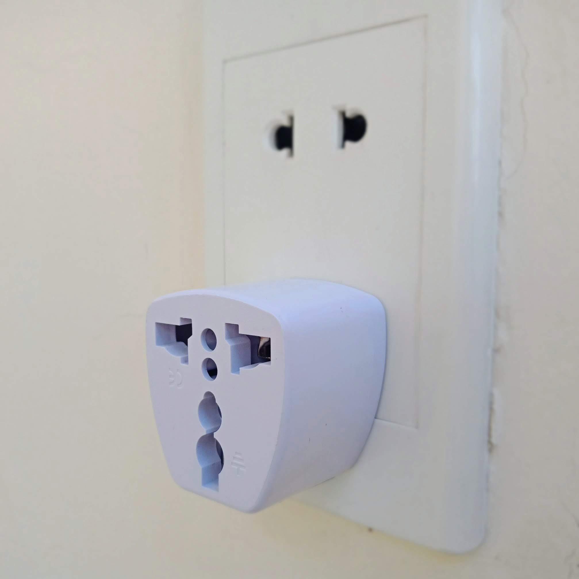 Đầu Chuyển Đổi Ổ Cắm 3 Chấu Sang 2 Chấu - cốc chuyển 3 chấu sang 2 chấu - Cốc điện 3 sang 2