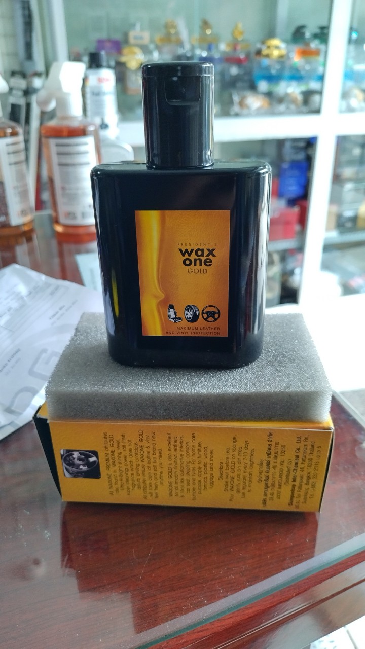 Bóng da bóng ô tô, nhựa Waxone Gold 135ml