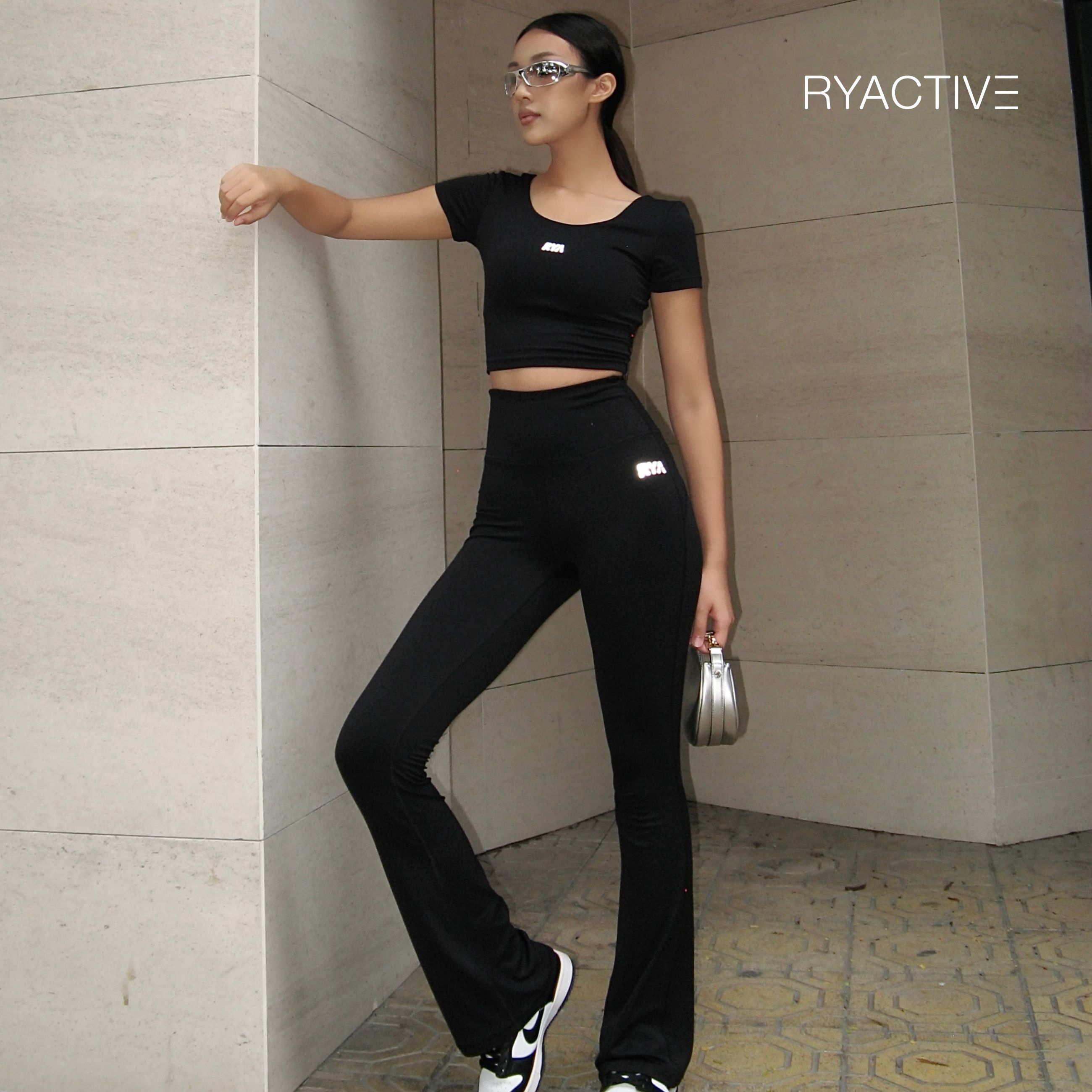 Quần legging thể thao dáng dài RYACTIVE - RYA FLARED LEGGING Black