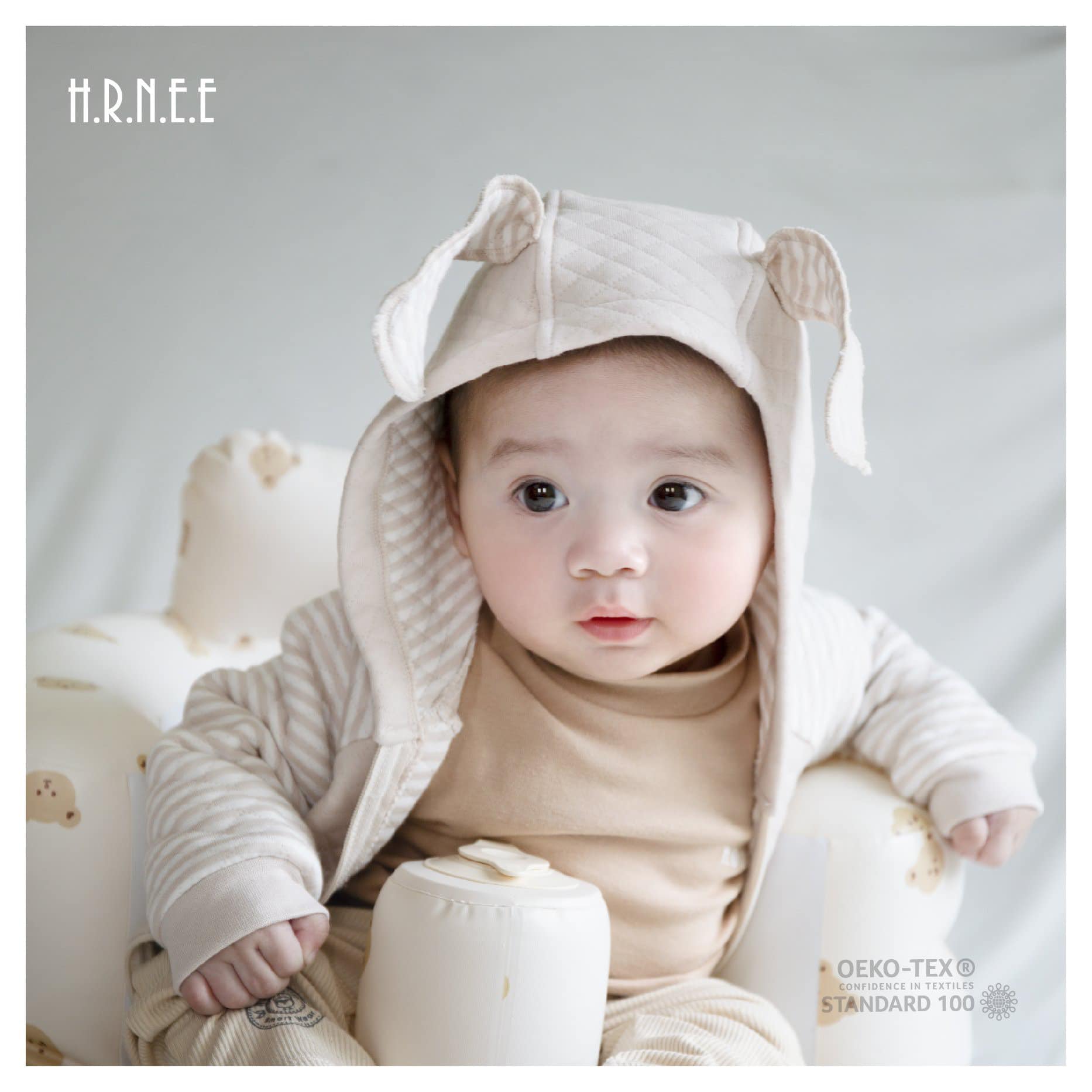 Áo khoác trần bông Hrnee