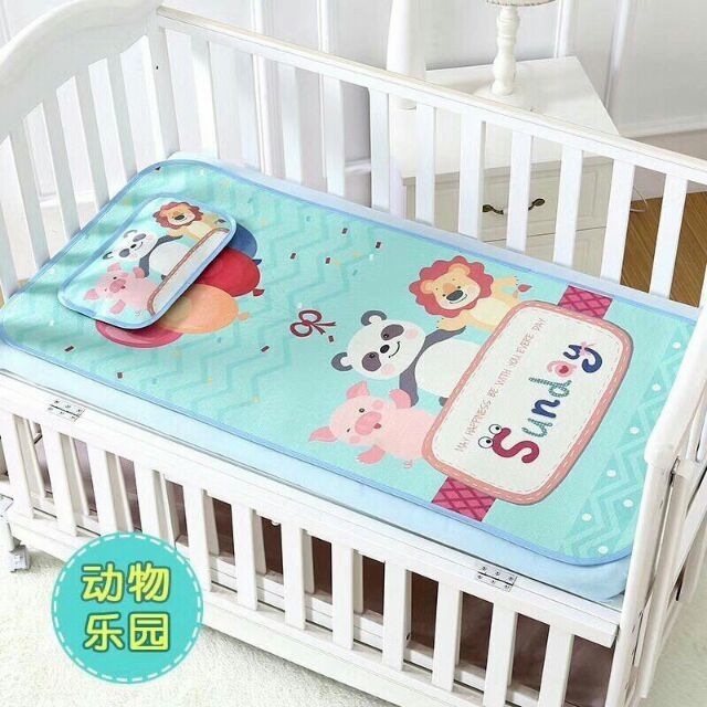 Bộ chiếu điều hòa 3D kèm gối thảo dược cho bé (nhiều mẫu)
