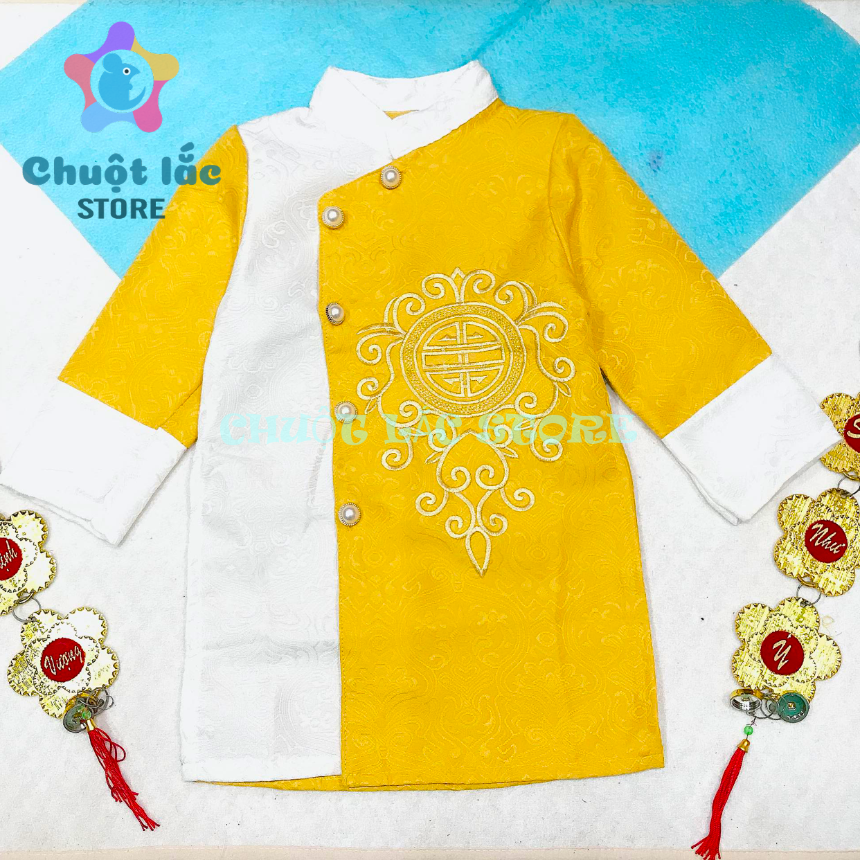 [HCM]Áo dài cách tân Tết mẫu mới chất gấm thêu hiện đại cho bé trai và bé gái từ 10kg đến 40kg( màu đỏ vàng)