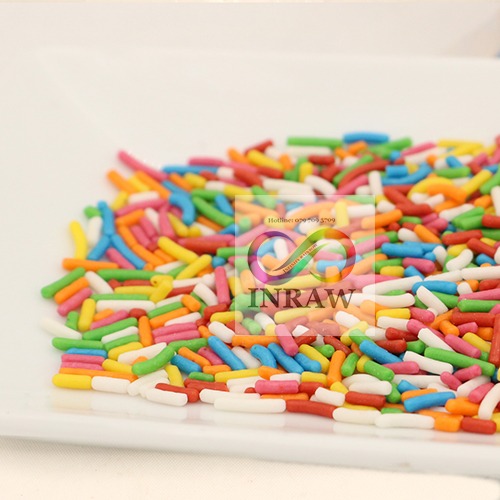 Long-Shaped Colored Chocolate Chips for Cake Decoration 100g