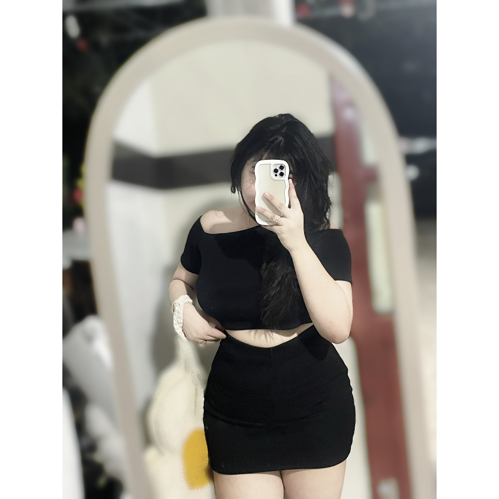 Áo đen yếm lá cột dây form croptop nữ bigsize