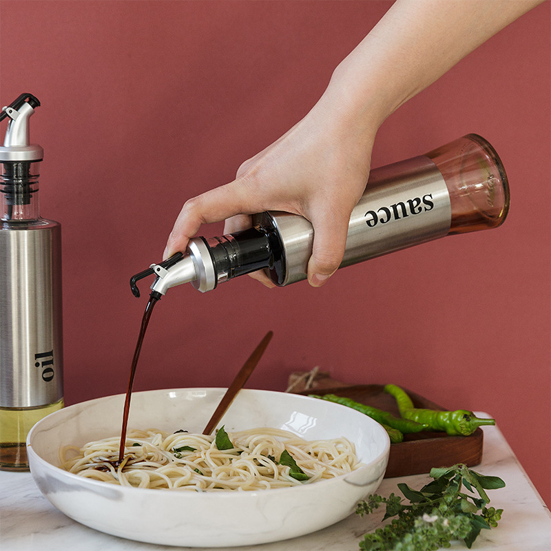 Chai chiết dầu ăn bọc inox cao cấp