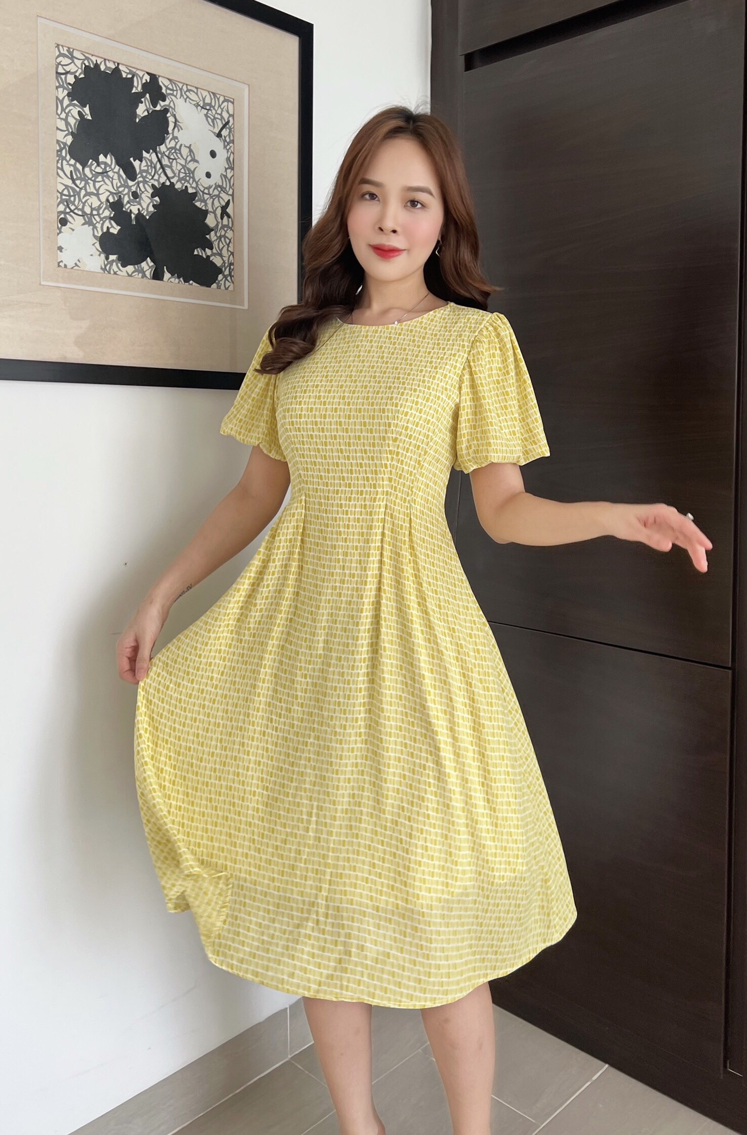 Đầm xòe hoa tay bồng xếp ly eo - MS0230