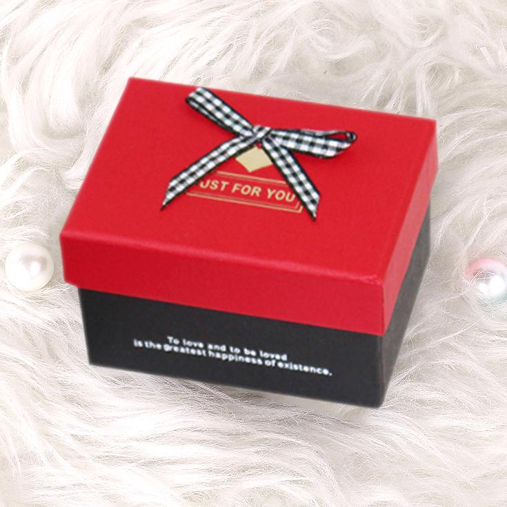 [HCM SHIP NHANH]Hộp quà chữ nhật Just For You (Đựng son)