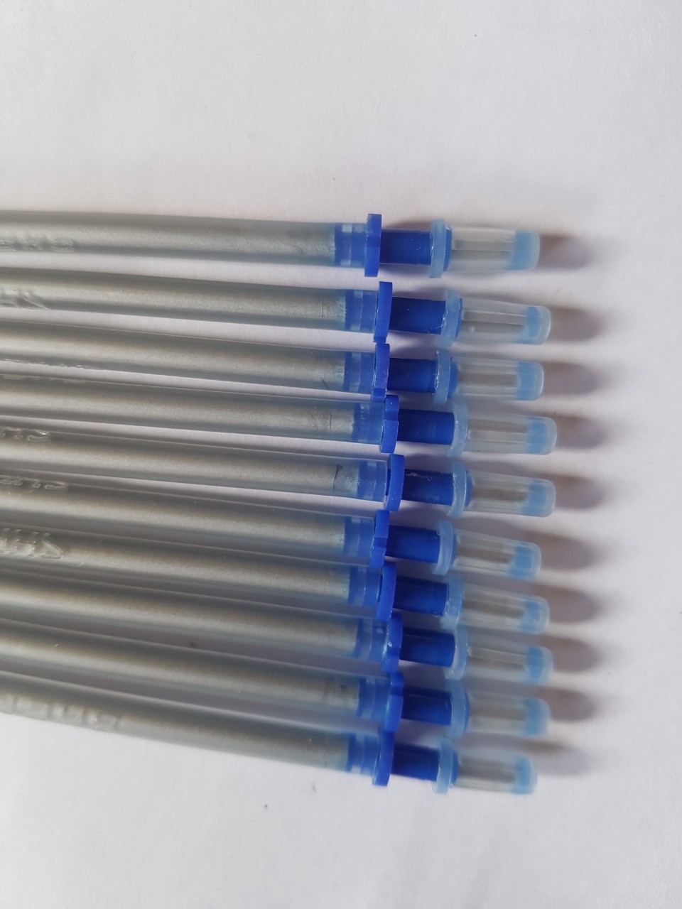 Bịch 100 ruột viết bạc sử dụng trong may mặc