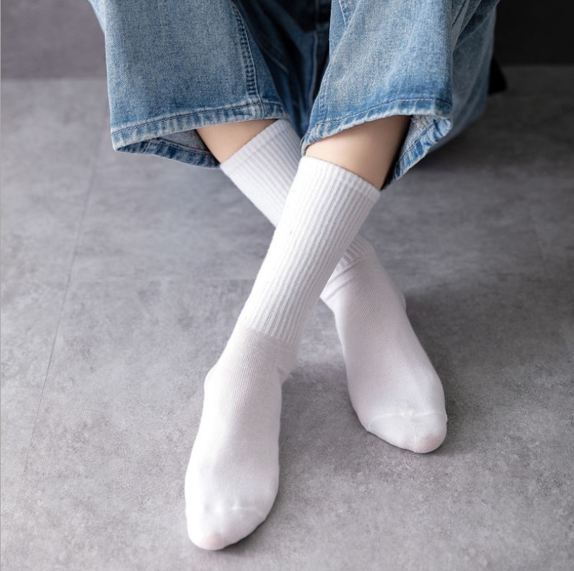 Plain High Socks Color black/white for Men Women