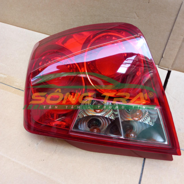 Đèn hậu daewoo lacetti bên phụ