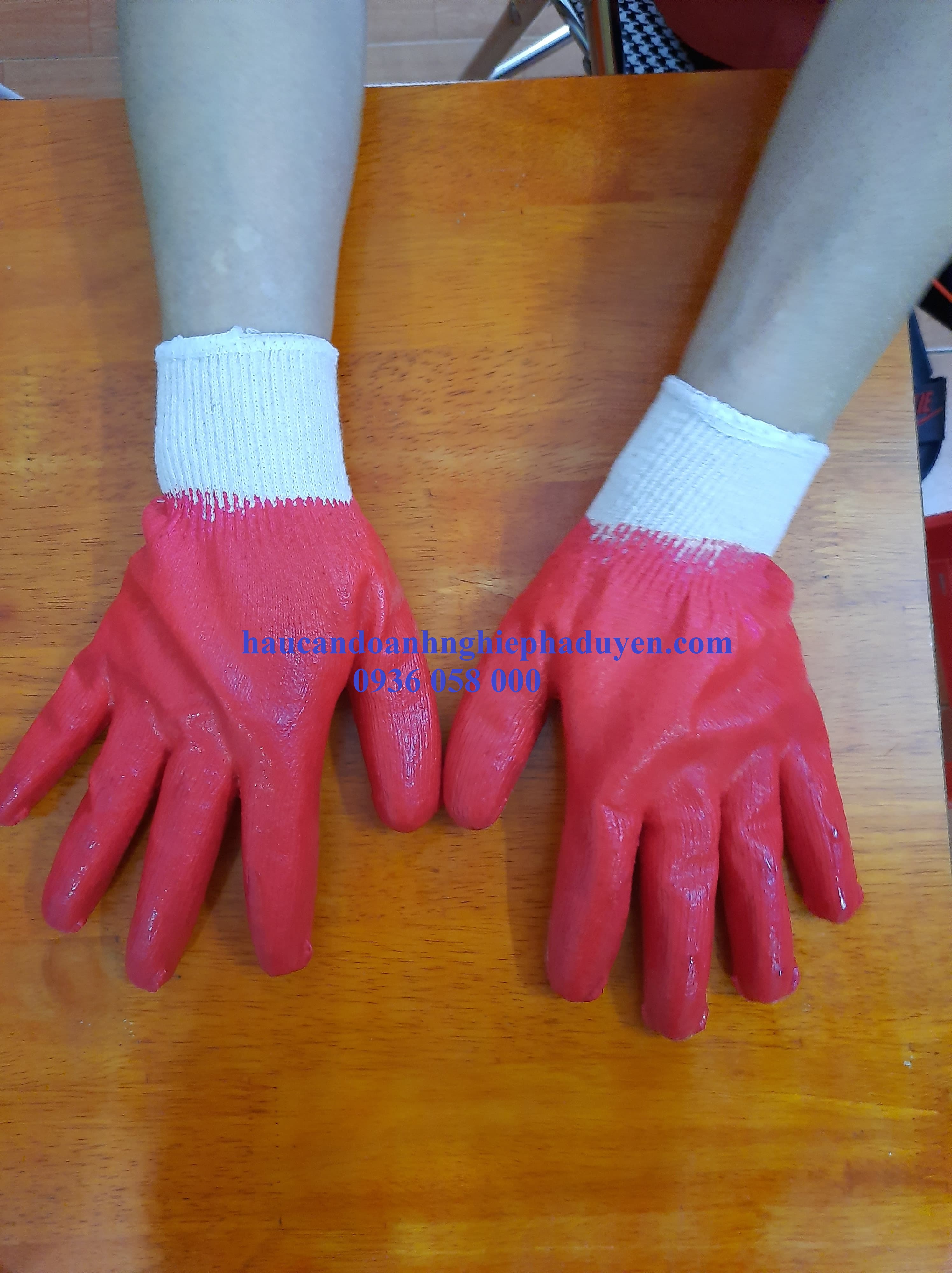 Găng tay phủ cao su đỏ 2 mặt xuất Hàn (Giá bán cho 5 đôi)