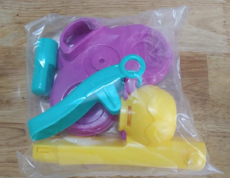 Đồ chơi đất sét làm kem HT8818A